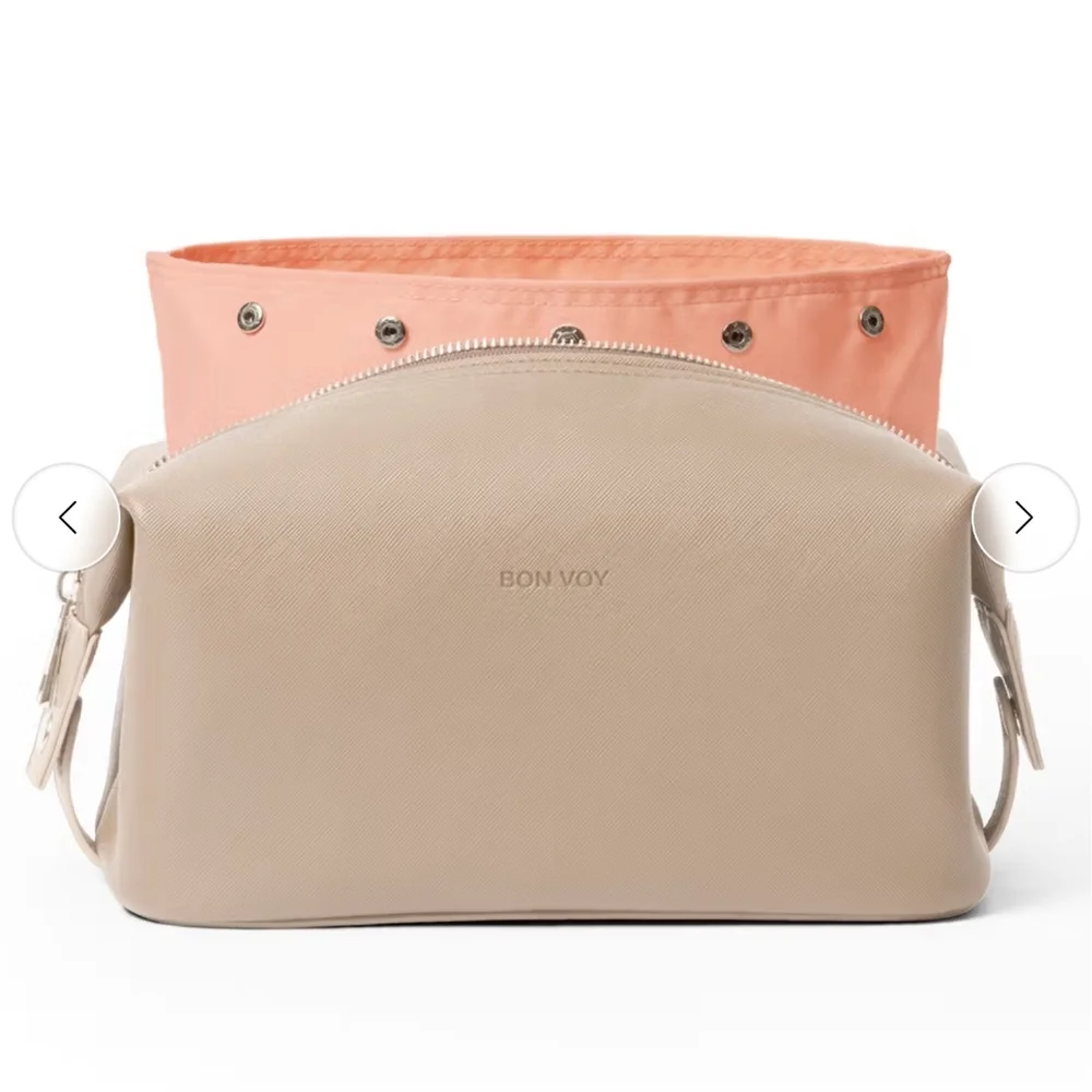 Bonvoy Large Weekend Toiletry Bag Beige Travel Luggage NWOT